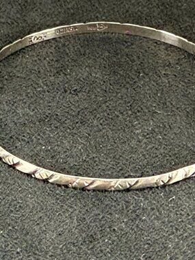 Vintage Taxco Mexican Sterling Silver Diamond Cut Textured Bangle Bracelet